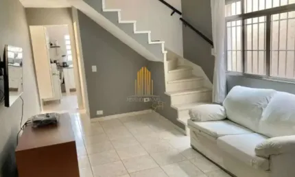Vila constança - casa de 120m² com 3 dormitórios, sala, 4 banheiros e 3 vagas.