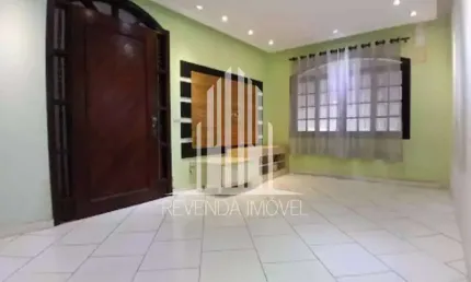 Casa à venda em São Paulo-SP, no bairro de Guaianazes, com 3 quartos, 1 suíte e 3 vagas de garagem!