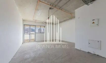 Sala comercial à venda em Santo Amaro, São Paulo-SP: 01 sala, 02 banheiros, 4 vagas de garagem, 83,50 m² de área.