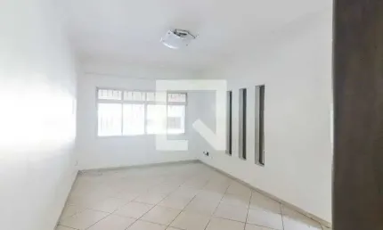 Casa com 3 quartos à venda na Rua Desembargador José Antônio Nogueira, --, Jaguaré, São Paulo