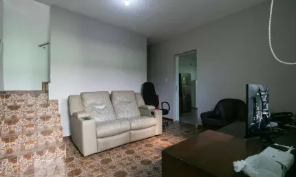 Casa com 2 quartos à venda na Rua Alberto Romani Horta, --, Jardim Teresa, São Paulo