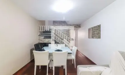 Casa à Venda - Jardim Éster Yolanda, 2 Quartos,  150 m2