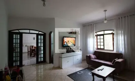 Casa com 3 quartos à venda na Rua Parioto, --, Vila Jacuí, São Paulo