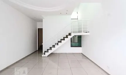 Casa com 4 quartos à venda na Rua Vitor de Queiroz Matos, --, Jardim Teresa, São Paulo