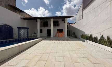 Casa com 5 dormitórios para alugar, 500 m² por R$ 8.000,00/mês - Parque Manibura - Fortaleza/CE