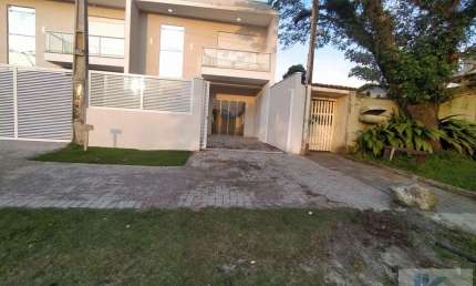 Sobrado para Venda em Guaratuba, Cohapar, 3 dormitórios, 1 suíte, 2 banheiros, 1 vaga