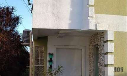 Sobrado para Venda em Florianópolis, Ingleses do Rio Vermelho, 2 dormitórios, 2 banheiros, 1 vaga