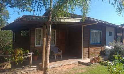 Casa para Venda em Florianópolis, São João do Rio Vermelho, 2 dormitórios, 1 banheiro, 1 vaga