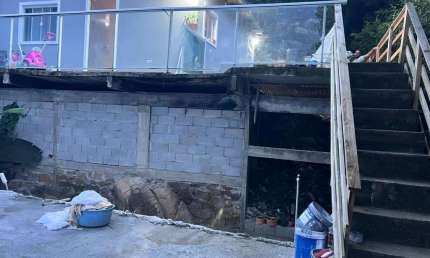 Duplex para Venda em Florianópolis, Vargem do Bom Jesus, 4 dormitórios, 1 banheiro