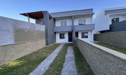 Sobrado para Venda em Florianópolis, São João do Rio Vermelho, 3 dormitórios, 2 suítes, 3 banheiros, 1 vaga
