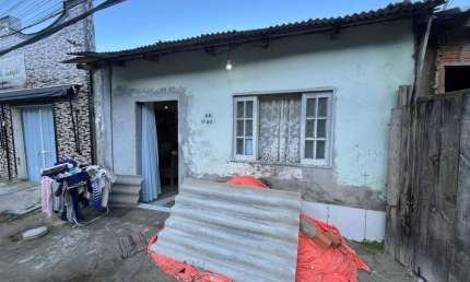 Casa para Venda em Florianópolis, Ingleses do Rio Vermelho, 3 dormitórios, 1 banheiro, 1 vaga
