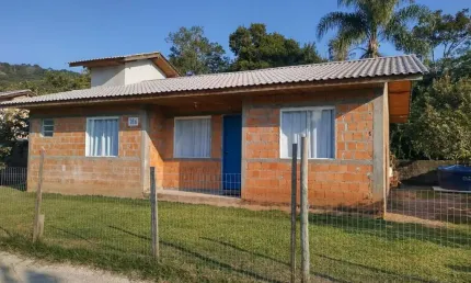 Casa para Venda em Florianópolis, Ratones, 2 dormitórios, 2 banheiros