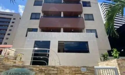 Descubra o conforto e a praticidade de viver no coração de Manaíra: Amplo e ventilado apartamento a 400m da Praia