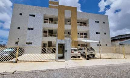 Apartamento com 2 dormitórios à venda, 64 m² por R$ 275.000,00 - Jardim 13 de Maio - João Pessoa/PB