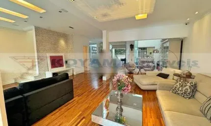 Sobrado com 4 suítes à venda, 307m² - Vila Gumercindo - São Paulo/SP