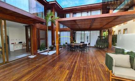 Casa com 5 suítes em Praia do Forte! pronta para morar padrão luxo em um dos melhores condominios d
