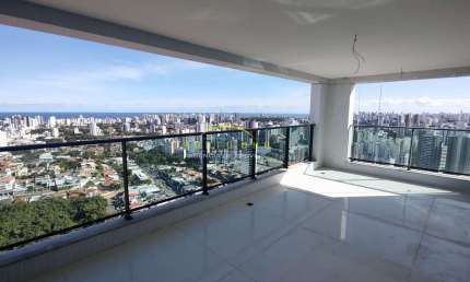Luxo e conforto em apartamento de 212m2 no coração do Caminho das Árvores!!