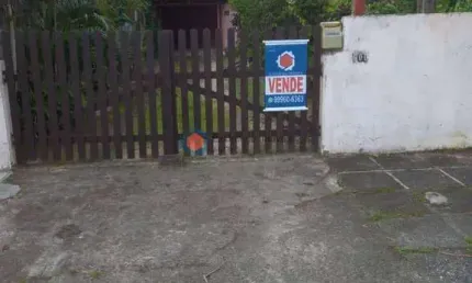 Casa de Praia com Terreno Amplo a 4 Quadras do Mar – Praia de Leste, Pontal