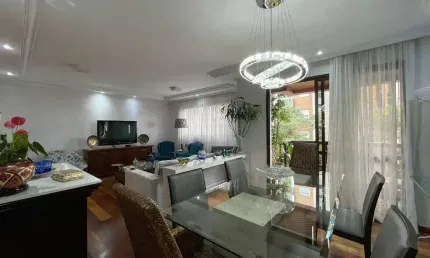 Apartamento espaçoso e confortável, pronto para morar, 3 dormitórios (1 suíte) e 3 vagas + depósito