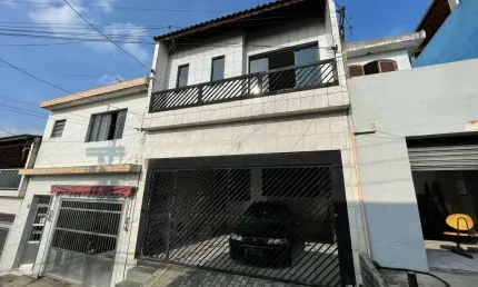 Sobrado muito conservado, com 2 casas no terreno, mais de 200 m² de área construída - jardim portei