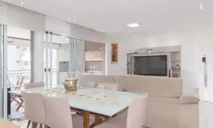 Lindo apartamento com 126m², 3 suítes, varanda gourmet, 2 vagas de garagem e depósito, na mooca!!!