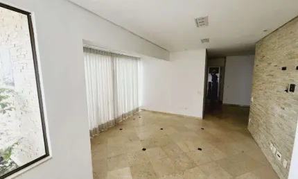 Linda cobertura com vista livre com 138m², 2 suítes (1 master com banheira e closet) e 2 vagas fixa