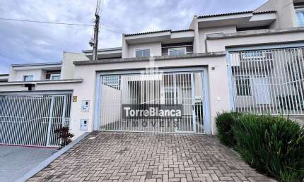 Sobrado com 3 dormitórios à venda, poucas quadras do lago de Olarias ,  70 m²- Oficinas/Ponta Gross