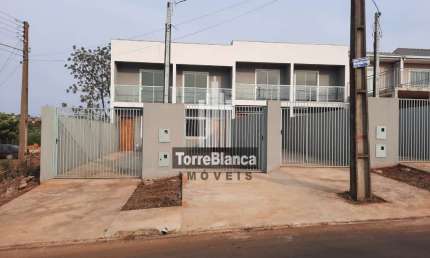 Sobrado à venda 3 Quartos, 165M², Uvaranas, Ponta Grossa - PR