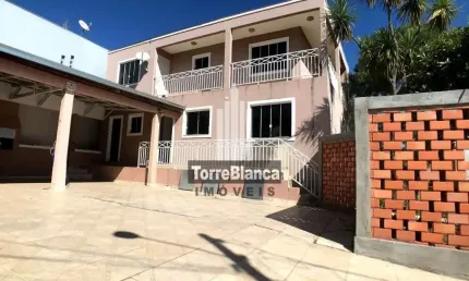 Sobrado com 6 dormitórios à venda, 180 m² por R$ 780.000,00 - Uvaranas - Ponta Grossa/PR