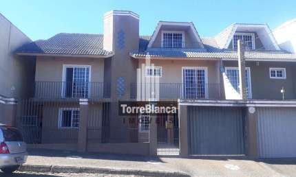 Sobrado à venda 3 Quartos, 1 Suite, 4 Vagas, 199.8M², Uvaranas, Ponta Grossa - PR