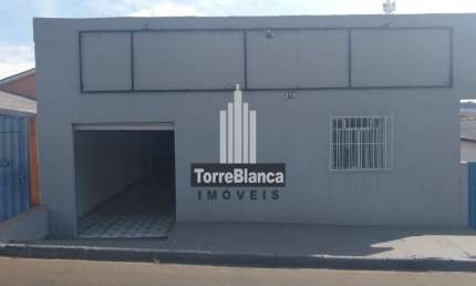 Espaçosa Sala Comercial de 100 m² com Banheiro - Uvaranas, Ponta Grossa/PR: Aluguel por R$ 2.000/mê