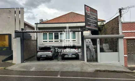 Sala comercial para locação, 6 salas, 2 banheiros, 130 m², subsolo, localização estratégica, centro
