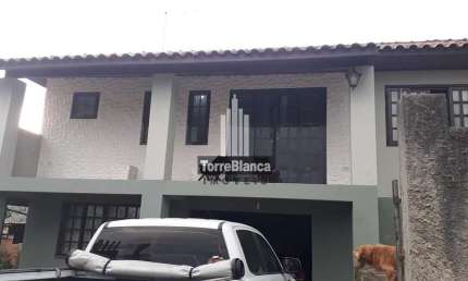 Casa com 3 dormitórios à venda no Bairro Periquitos