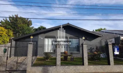Excelente Casa à venda,com Piscina no Bairro Oficinas, Ponta Grossa, PR