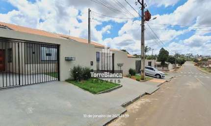 Casa com 2 quartos à venda na Rua Luiz Humberto Gobbo, Piriquitos, Ponta Grossa