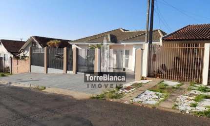 Casa à venda próximo ao centro,  Uvaranas, Ponta Grossa - PR