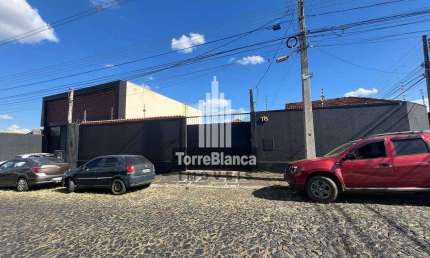 Conjunto Comercial para Locação, Ideal para estacionamento ou lava car, 350 m², Localização Privile