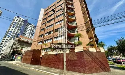 Apartamento à venda, 4 quartos (2 suítes), espaçoso e elevador privativo, próximo a UEPG do centro