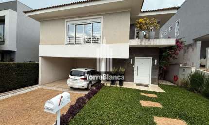 Casa Mobiliada para locação ou venda, 3 suítes, 4 banheiros, 2 vagas cobertas, 335m², Condomínio La