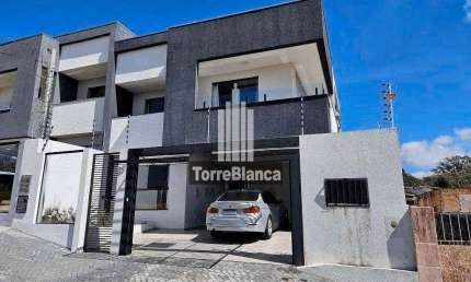 Sobrado para locação, 3 quartos sendo 1 suíte, 2 vagas de garagem, 173m², Uvaranas - Ponta Grossa/P