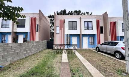 Sobrado para locação, 2 quartos, 2 vagas de estacionamento, 70m², Em frente a UTFPR, Jardim Carvalh