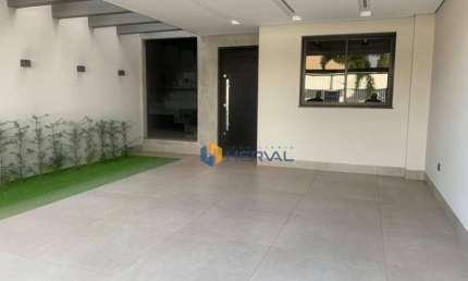 Sobrado com 3 quartos à venda, 135 m² por R$ 695.000 - Jardim Monte Rei - Maringá/PR