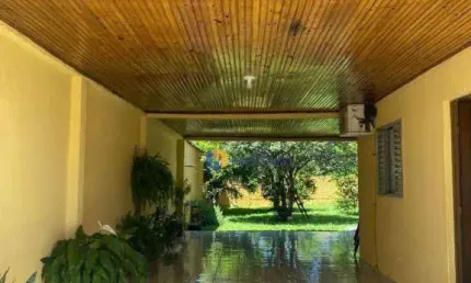Casa com 3 quartos à venda na Rua Pioneiro José Raimundo de Oliveira, Jardim São Silvestre, Maringá