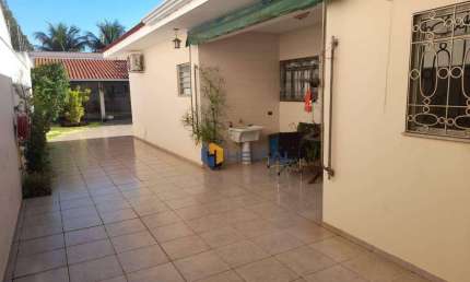 Casa com 4 quartos à venda, 276 m² por R$ 1.650.000 - Zona 02 - Maringá/PR