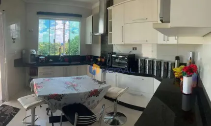 Sobrado com 3 quartos à venda, 169 m² por R$ 530.000 - Jardim Dias I - Maringá/PR