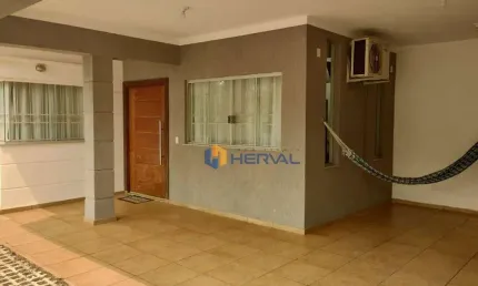 (Aceita troca)Casa com 3 quartos à venda, 216 m² por R$ 600.000 - Jardim Real - Maringá/PR