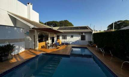 Casa com 3 dormitórios à venda, 190 m² por R$ 890.000 - Jardim Maravilha - Maringá/PR
