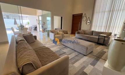 Casa com 3 quartos à venda, 323 m² por R$ 3.630.000 - Jardim Guaporé - Maringá/PR