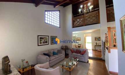 Sobrado com 5 quartos à venda, 323 m² por R$ 1.900.000 - Zona 05 - Maringá/PR