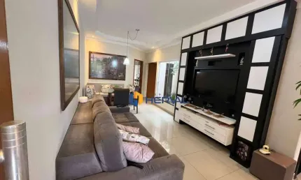 Casa com 3 quartos à venda, 100 m² por R$ 595.000 - Jardim Tóquio - Maringá/PR
